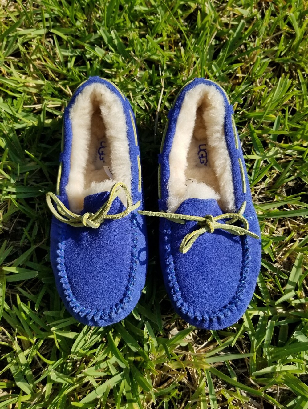 UGG Australia Dakota Blue Suede Moccasin Wool Lined Slippers Size 2